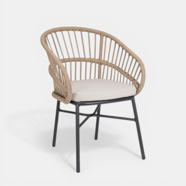 Silla de jardín  ALMARA para exterior en aluminio color beige Terrazza Collection® vista oblicua