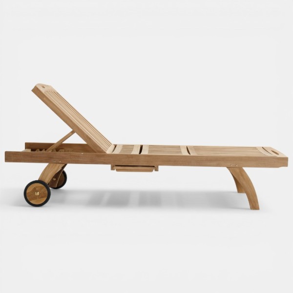 Tumbona de jardín SKAGEN vista lateral con estructura en teca Hartman®