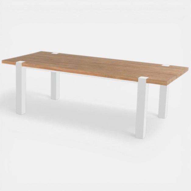 Mesa de madera de teca...