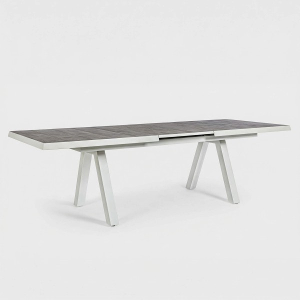 Vista con extensión abierta de la mesa ARIA TERRAZZA COLLECTION®