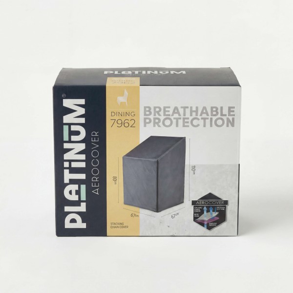 Funda para sillas apiladas Platinum® AeroCover 7962 colocada