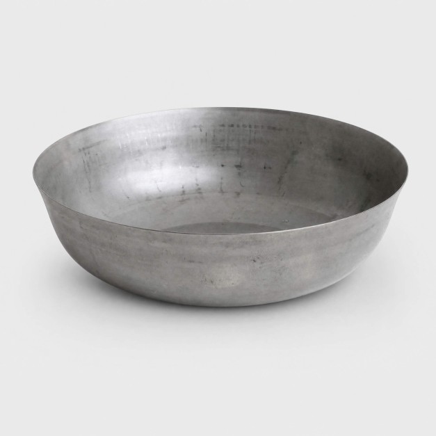 RAW MATERIALS® fuente de acero inoxidable grande Ø 18 cm.
