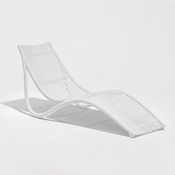 Tumbona IBIZA de exterior color blanco Vondom® vista lateral